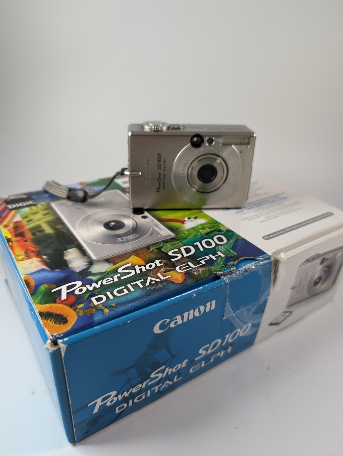 Canon PowerShot SD100 3.2MP Digital ELPH Camera in Original Box