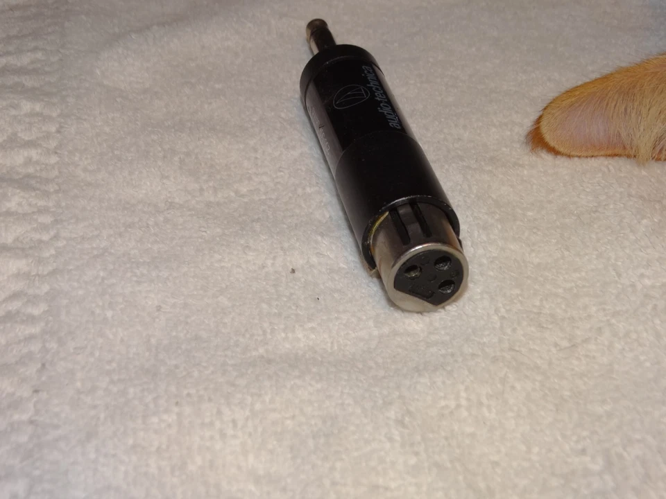 Transformador a juego de impedancia de micrófono Audio-Technica CP8201 250-50 k ohmios Foto 4 de 4