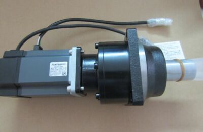 NEW MITSUBISHI AC SERVO MOTOR HC-KFS73G2 WITH REDUCER