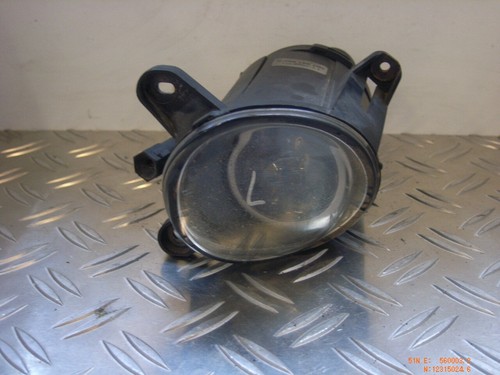 451599 Nebelscheinwerfer links vorne VW Passat Variant (3B6, B5) 3B7941699A