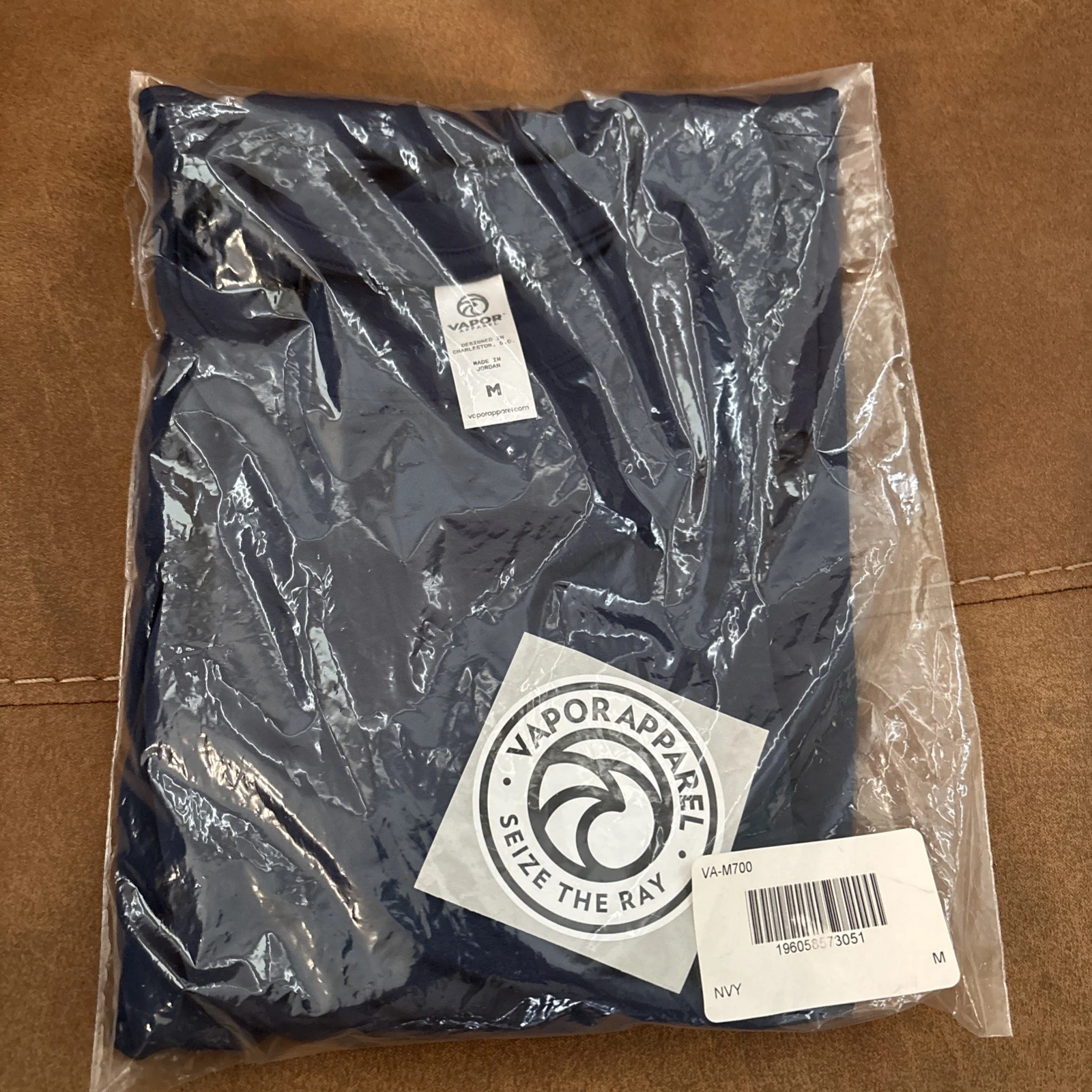 Vapor Apparel NWT UPF 50 Men’s Long Sleeve Shirt Navy Blue Medium