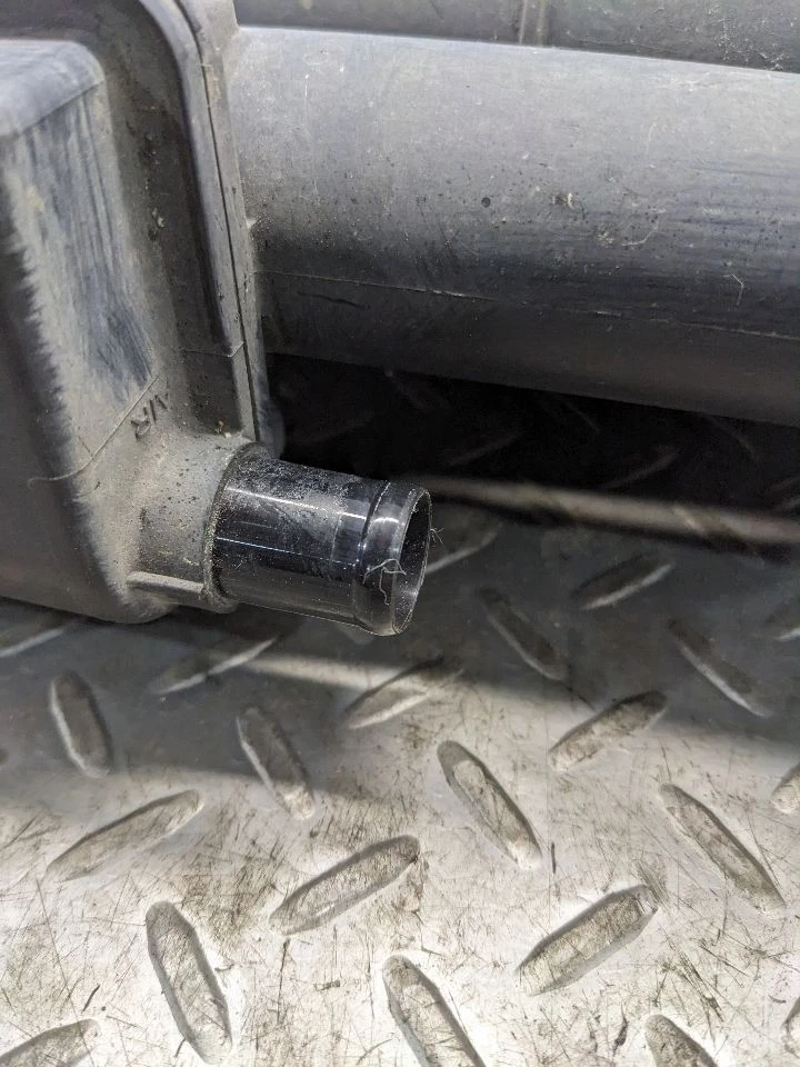 2013-2017 Honda Accord Charcoal Fuel Vapor Canister OEM 17011-T2A-A01 1178912 - Image 3 of 4