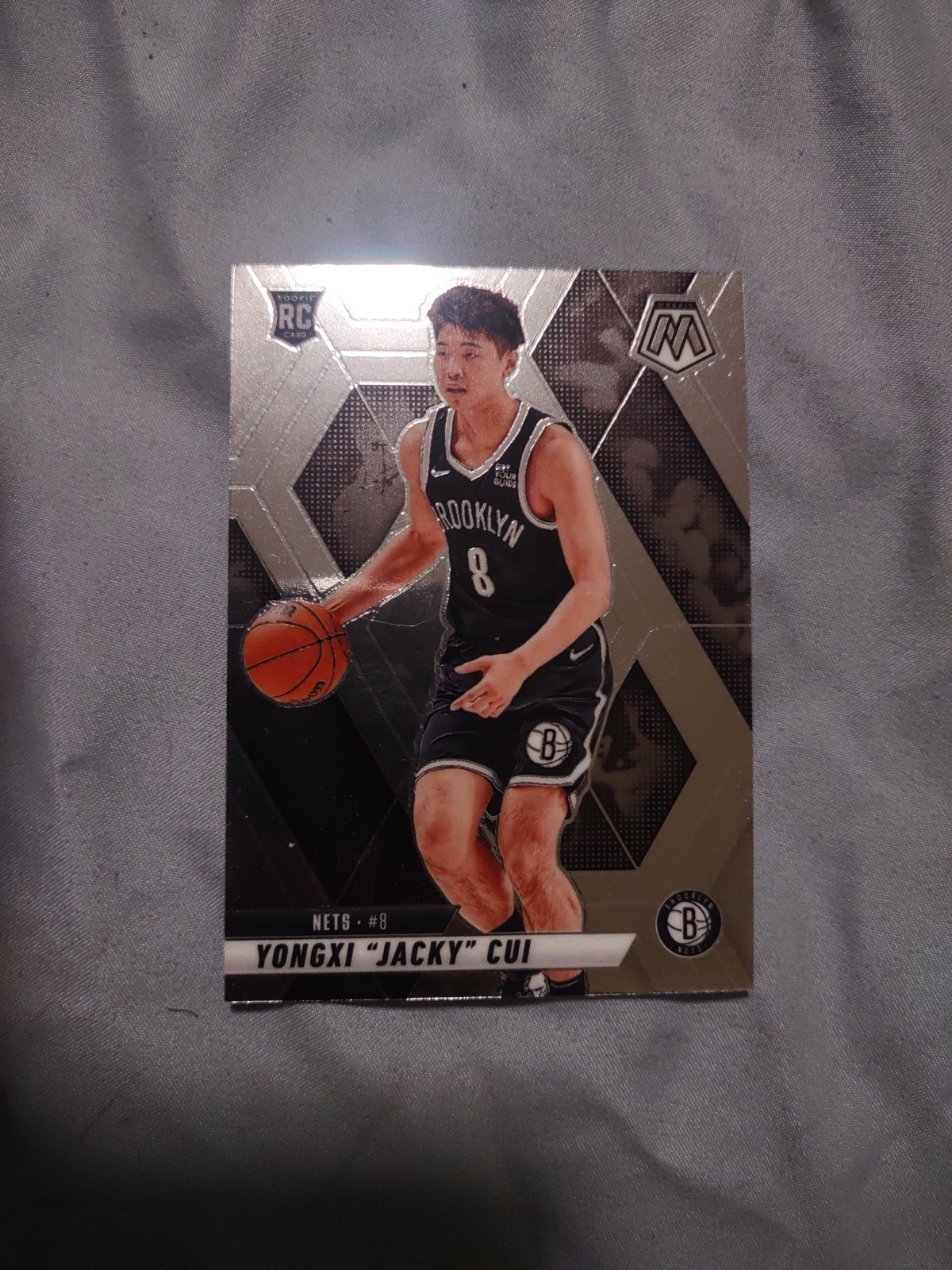 2024-25 Panini Mosaic Yongxi “Jacky” Cui #212 Silver Prizm Brooklyn Nets RC
