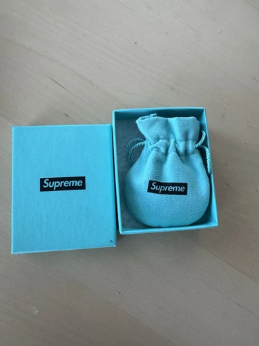 Collier chaîne pendentif étiquette cœur Supreme Tiffany & Co Retour à Tiffany neuf FW21
