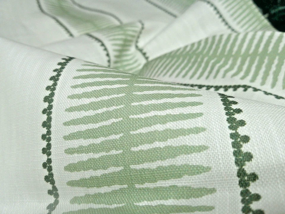 Kravat Baluster in "Leaf" Alexa Hampton Linen Blend 3.75 Yds 52 Wide Baluster 3 - Image 3 of 4