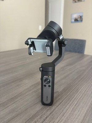 Hohem iSteady X Smartphone Gimbal Stabilizer with Tripod   Excellent Condition