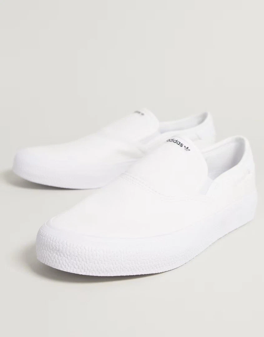 Adidas Originals 3MC Slip On Sneakers EG2638 Unisex Adult White BNWB
Opens in a new window or tab