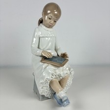 Nao by Lladro #117 Girl Writing on Slate Porcelain Figurine 7.5" Spain