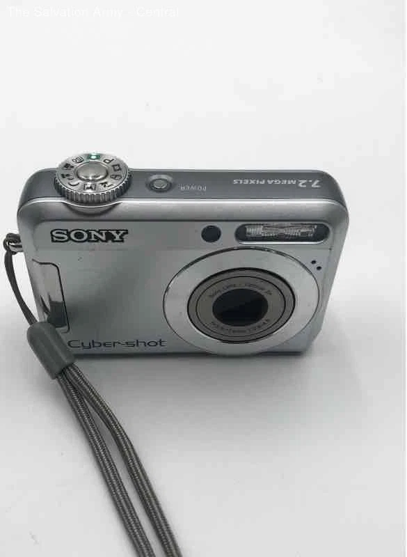 Sony Cyber-Shot DSC-S650 Silver 7.2 MP Histogram Display Digital Camera - Image 4 of 4
