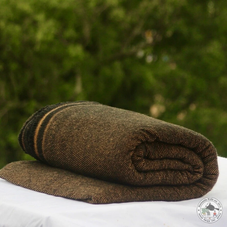 Cobertor de Cashmere "Aekamba" - Personalizável, Feito à Mão do Nepal, Colcha - Imagem 2 de 4