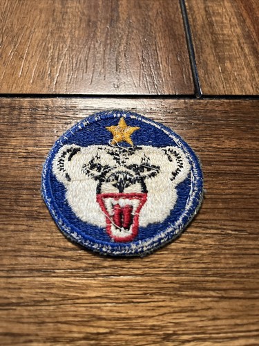 WW2 Alaskan Defense Command Patch Grizzly Bear Shoulder Sleeve Insignia SSI - Picture 3 of 3