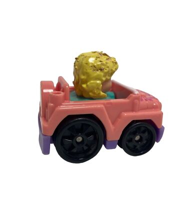 Fisher Price Little People Wheelies Town Girl Mom Pink Purple Driving