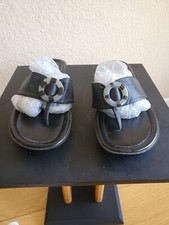 Bandolino Sz 7 Black Sandal With Tiger Bead Accent