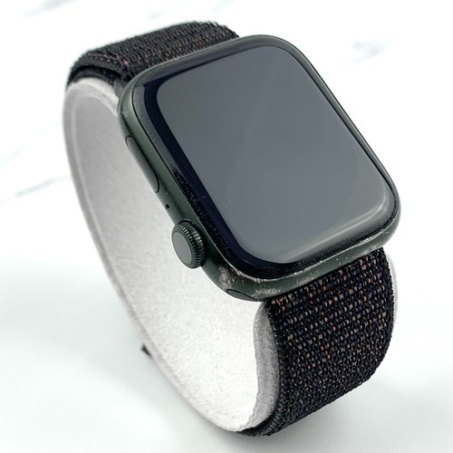 Apple Watch Series 7 45mm Green Aluminium with Black Nylon Loop GPS - Picture 6 of 7