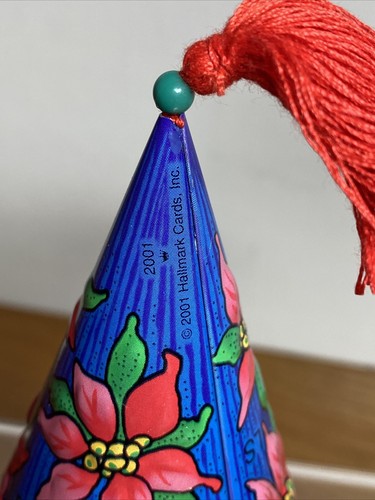 Hallmark Keepsake Ornament 2001 The Christmas Cone Pressed Tin - Picture 8 of 11