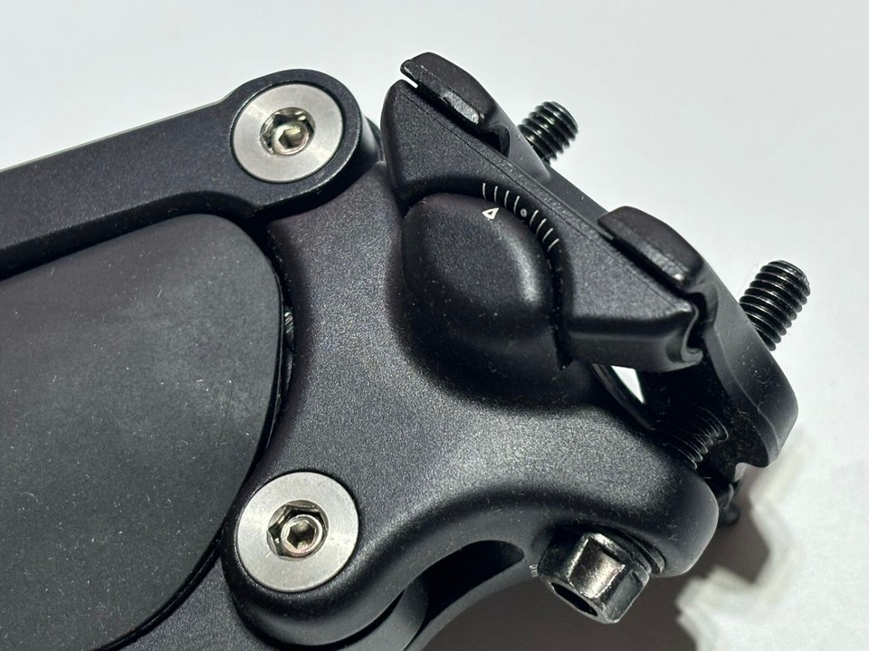 VENZO Seat Post PM705N (27.2 X 350,parallelogram 27mm Black