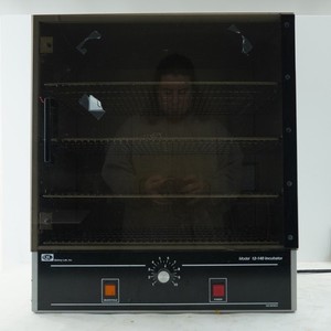 Quincy Lab Model 12-140 laboratory incubator clinical industrial Lab used