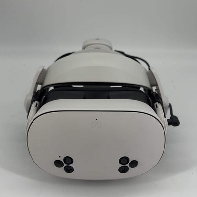 Meta Quest 3S 256GB Standalone All-in-One VR Headset P97
