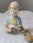VINTAGE GERMAN PORCELAIN HALF DOLL DUTCH GIRL HOLDING FLOWERS - HERTWIG — photo 3
