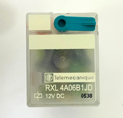 TELEMECANIQUE RXL4A06B1JD Steckrelais (10 Stück im Karton)