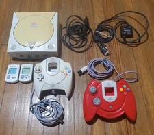 SEGA Dreamcast Video Game Console Bundle W/ Cords, 2 Controllers, 2 Memory Cards