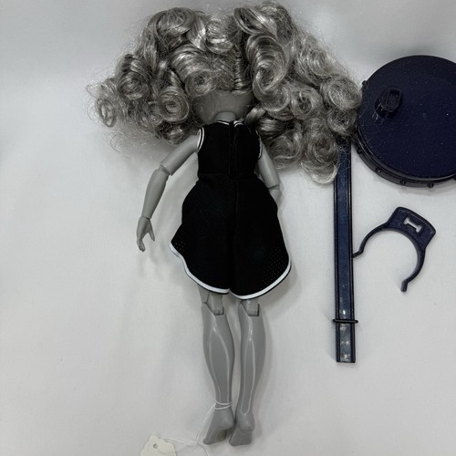 Shadow High Nicole Steel Fashion Doll incompleta - Foto 7 di 9