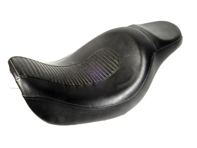 Harley-Davidson バディシート Badlander Seat | Harley-Davidson USA