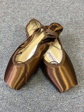 Russian Pointe Rubin Pointe Shoe