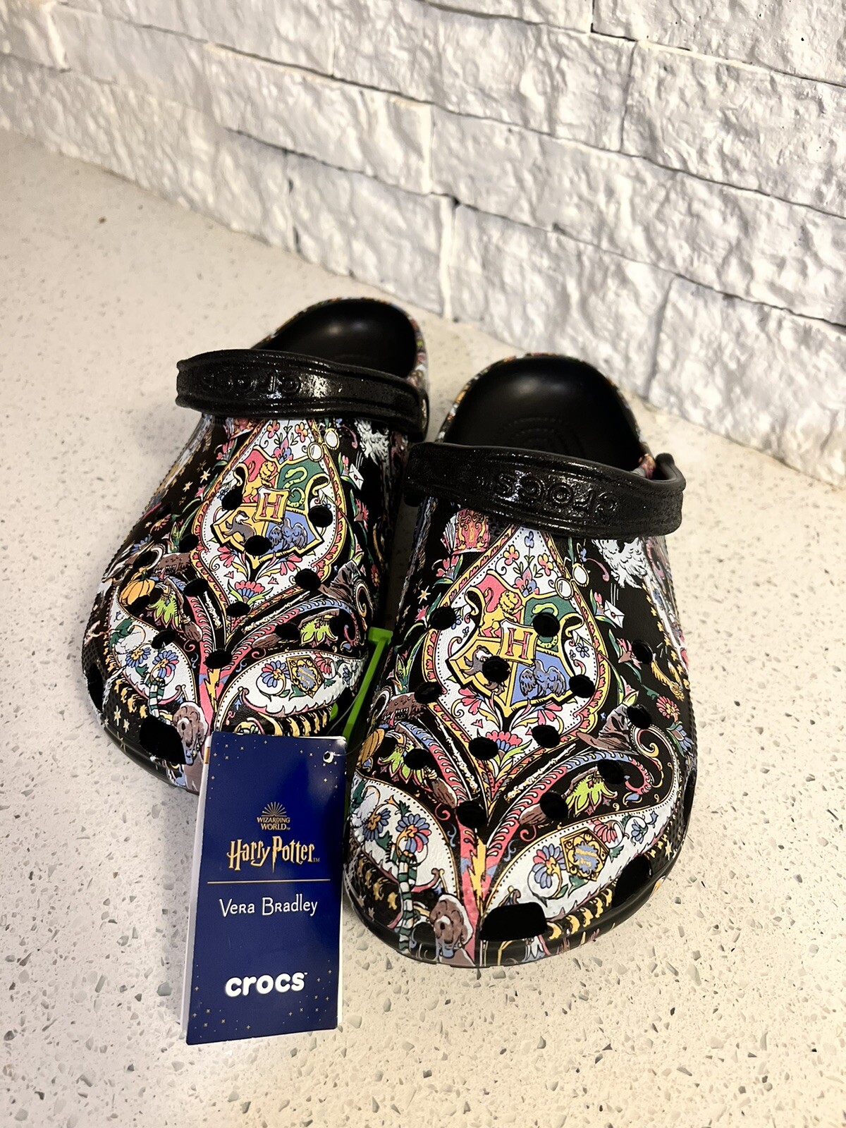  crocs x vera bradley harry potter classic clog women s 12 men s
