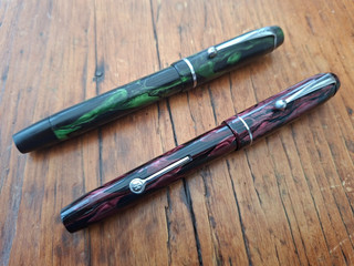 2 x Mentmore Fountain pens made in England c.1935 14k Gold nibs Excellent