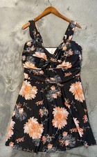 SUMMER MAE Women s Hawaiian Tropical Flowers Swim Dress Removable Pads 20W