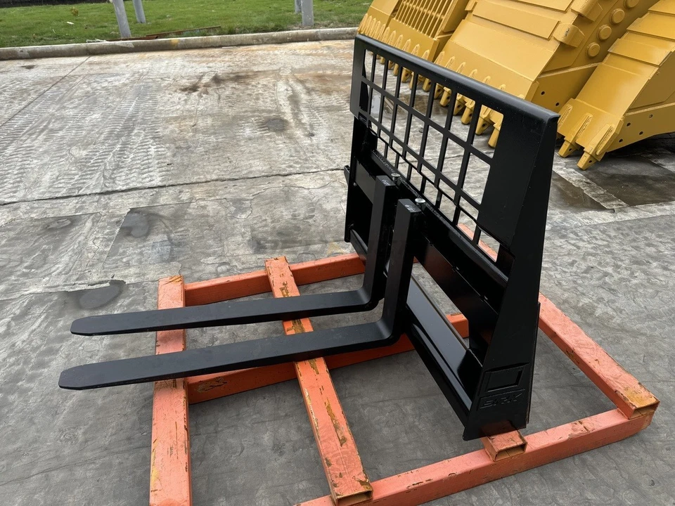 Skid Steer Loader GP Fork Carriage, 50in - Image 3 of 4