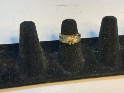Vintage TRU-BIU 14k Two-Tone Gold Ring Size 4.25 Missing stone Wedding band