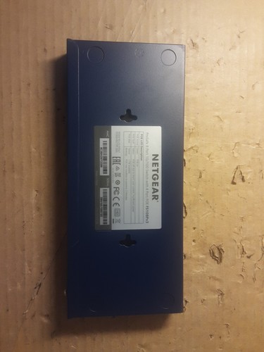NetGear ProSafe FS108P V3 8-Port Ethernet-Schalter PoE Netzwerk Switch BOXED - Picture 12 of 16