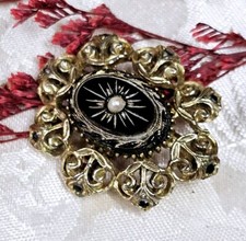 Broche Vintage Marque Sphinx Numérotée Métal Doré Verre Gravé Perle 35x28mm