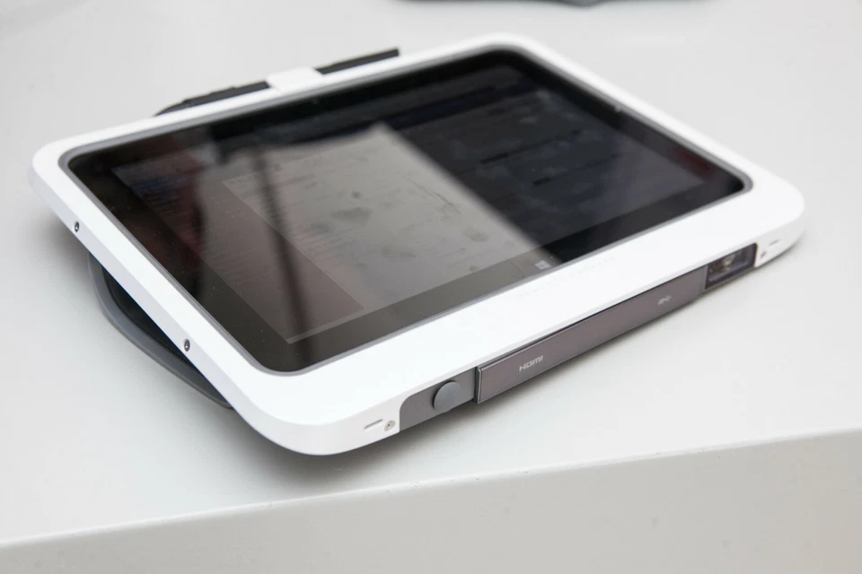 HP ElitePad 1000 G2 Healthcare Tablet Used. New Battery. - Image 4 of 4