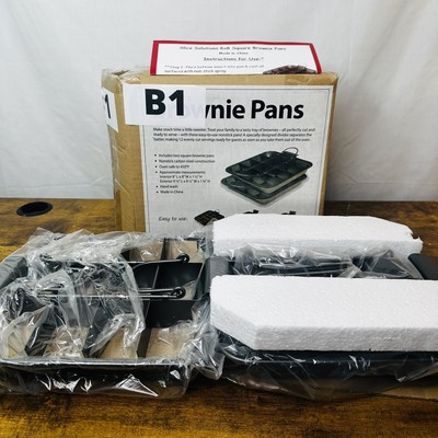 Set of 2 Nonstick Carbon Steel 8''x8''sq. Brownie Pans NEW