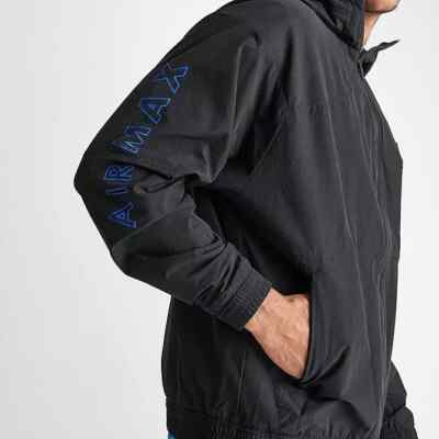 NIKE AIR MAX WOVEN JACKET SIZE XL (FV5595 010) BLACK / GAME ROYAL