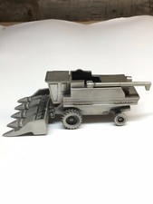 1/43 SCALE CASE-INTERNATIONAL MODEL 1680 AXIAL-FLOW COMBINE IN FINE PEWTER
