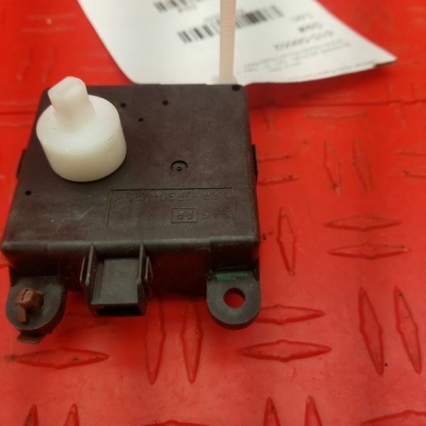 0919 INFINITI G37 EVAPORATOR AIR FLOW FLAP CONTROL MOTOR OEM