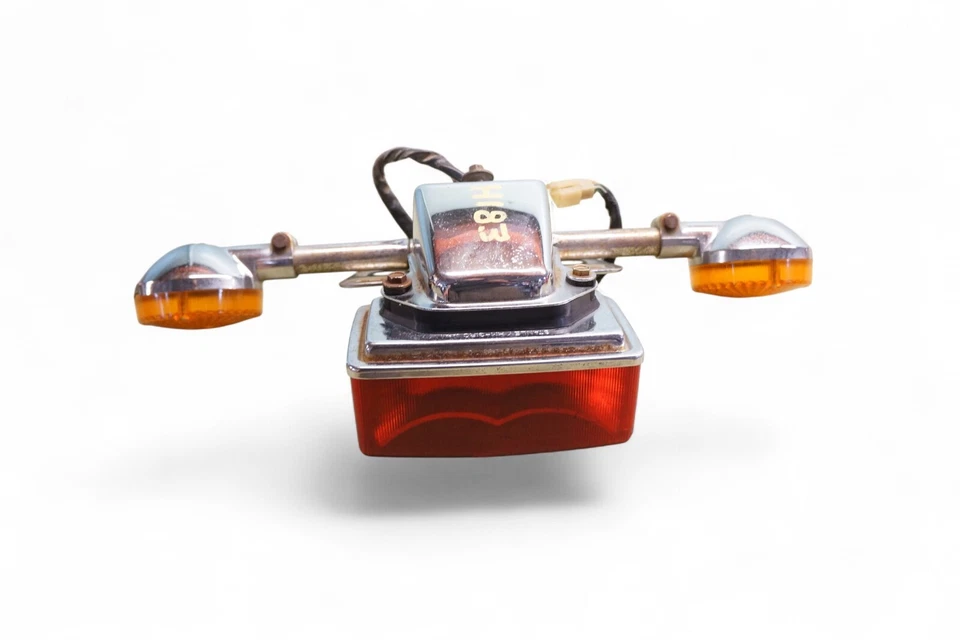 Luz trasera Honda Cb350 Cb 350 Cb450 Cb 450 Cb750 Cb 750 Hm-31rc H183 *AH31 Foto 3 de 4