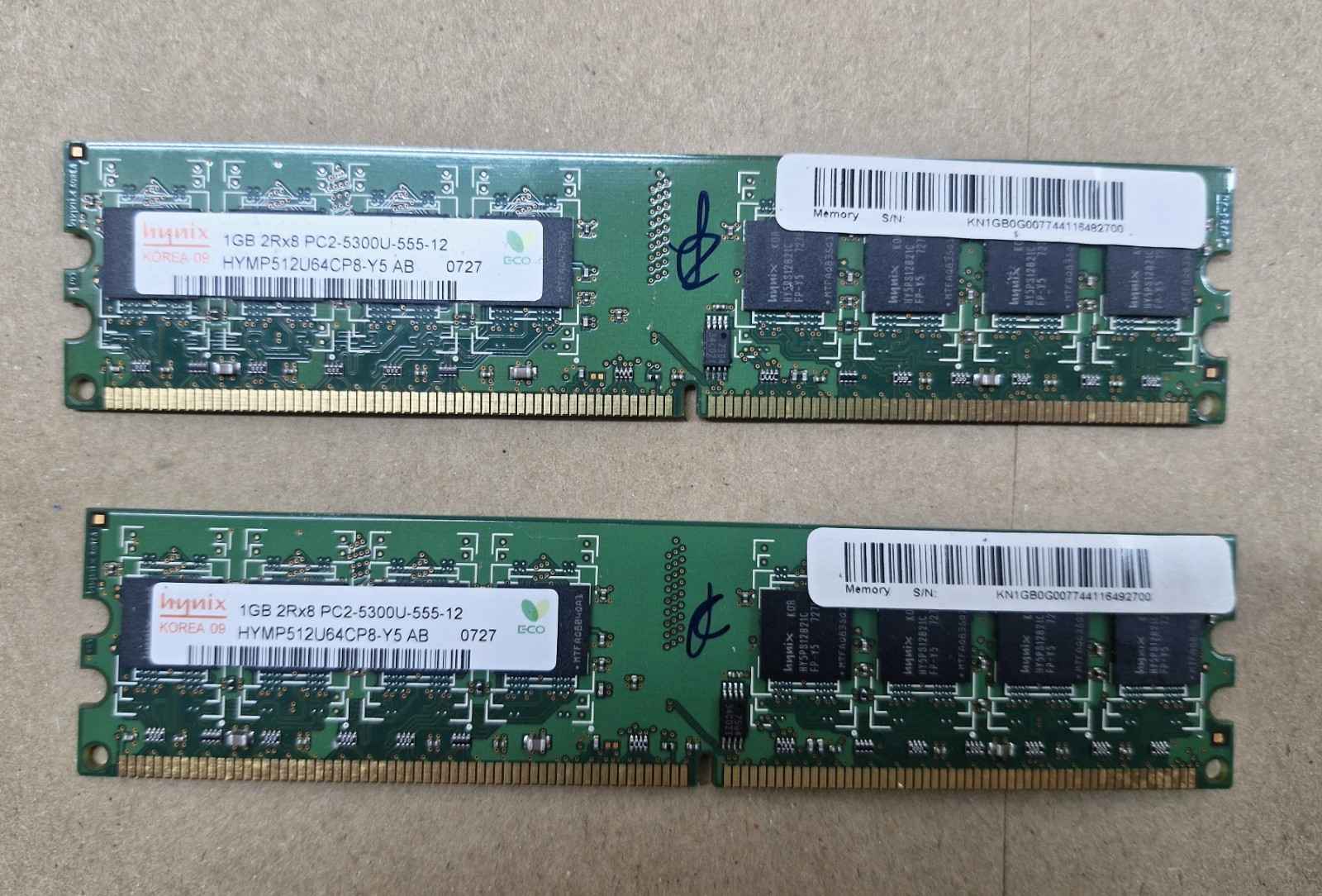 Ram Hynix da 1GB DDR2 x 2 PEZZI HYMP512U64CP8-Y5 AB