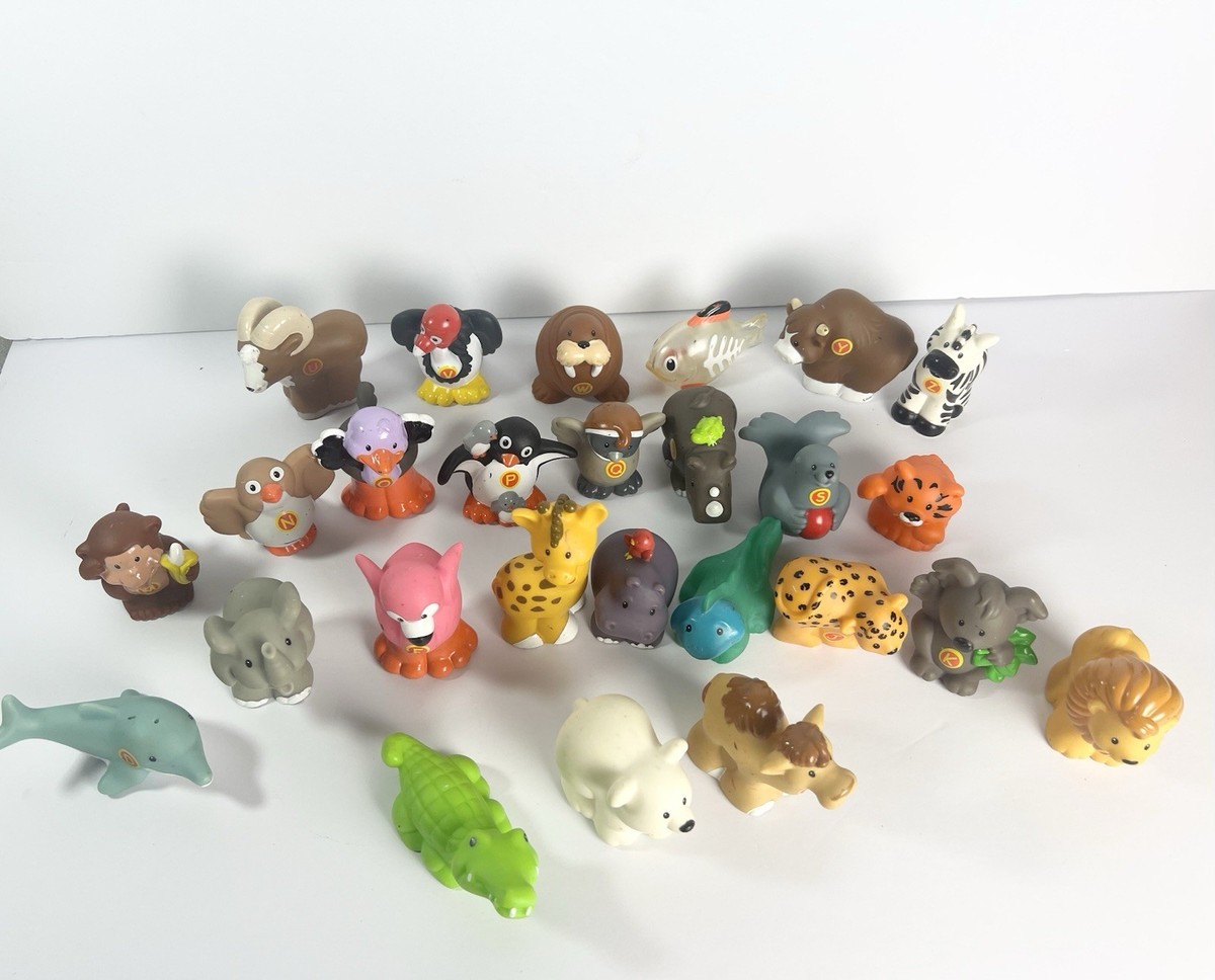 Lot 26 Fisher Price Little People Alphabet Zoo A Z Learning