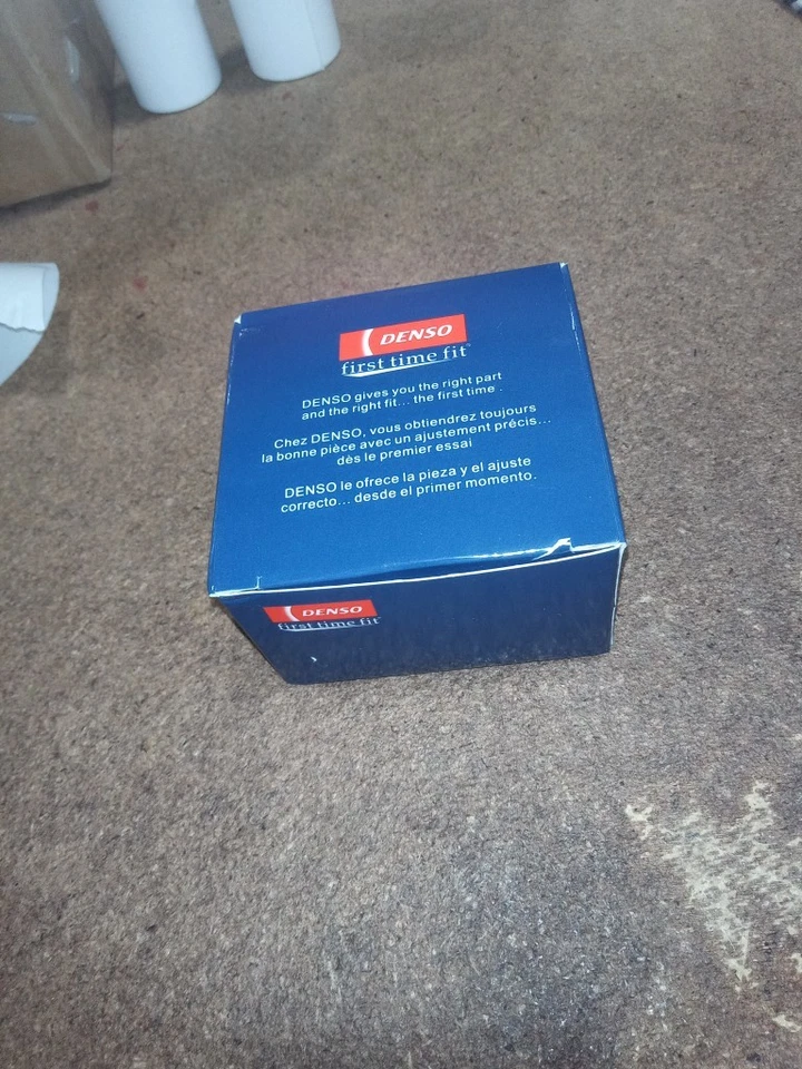 4x used OEM Fuel Injector 23250-37020 Fits 10-15 Prius Plug-In Lexus CT200h 1.8L Foto 2 de 2