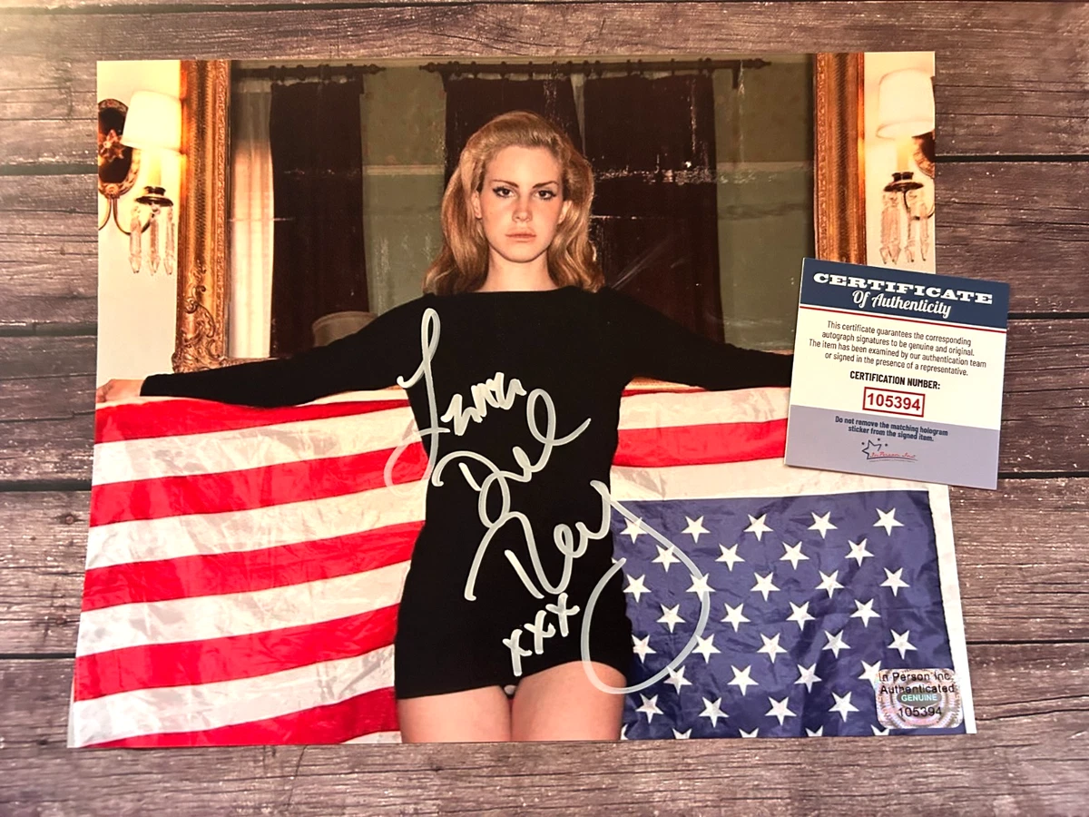 Preços baixos em Lana Del Rey Memorabilia ASSINADA | eBay