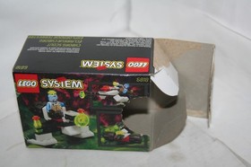 LEGO 6818 ~ UFO Cyborg Scout ~ Complete w/ Box & Instructions [Lego 1997]