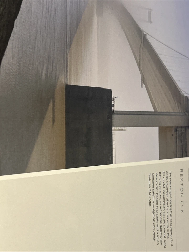 The Ssangyong Rexton Range 16 Page Original Car Sales Brochure - Image 3 of 4