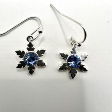 DISNEY  Frozen  Silver Plated Snowflake Dangle Drop Pierced Earrings