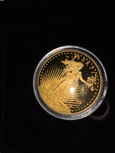 U.S. Mint American Eagle Gold Coin Lady Liberty Design in Protective Case