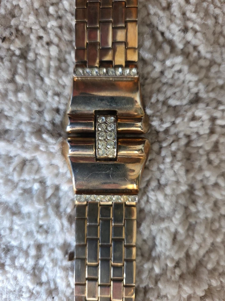 Preciosa pulsera con 26 piedras. No estoy seguro de qué es el metal. ¿Quizás 14kgp? Foto 3 de 4